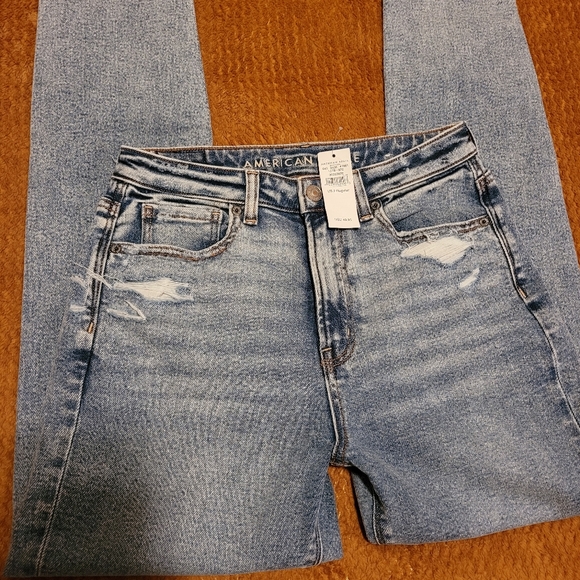 American Eagle NWT Stretch Mom Jeans - Picture 6 of 7